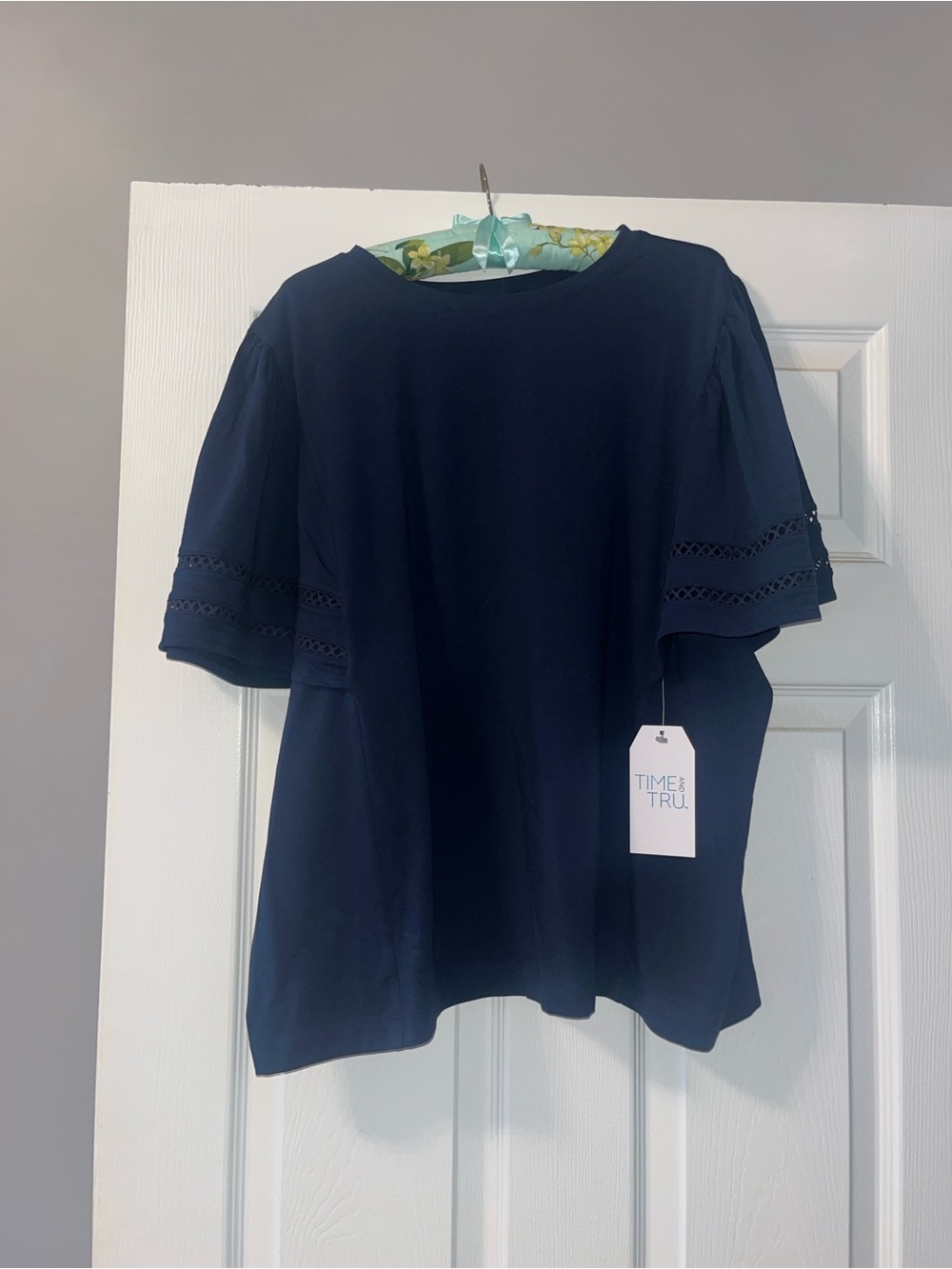 Flutter sleeve t-shirt navy blue